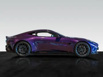 ASTON MARTIN Vantage MY25   Carbon FIbre Performance Seat