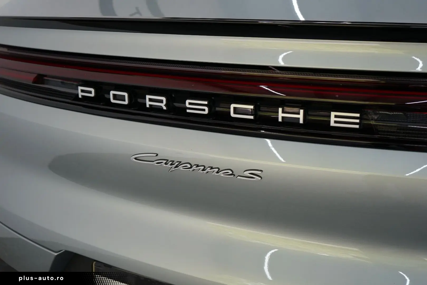 PORSCHE Cayenne Coupe S E-Hybrid HA-Lenkung InnoDriv 18W