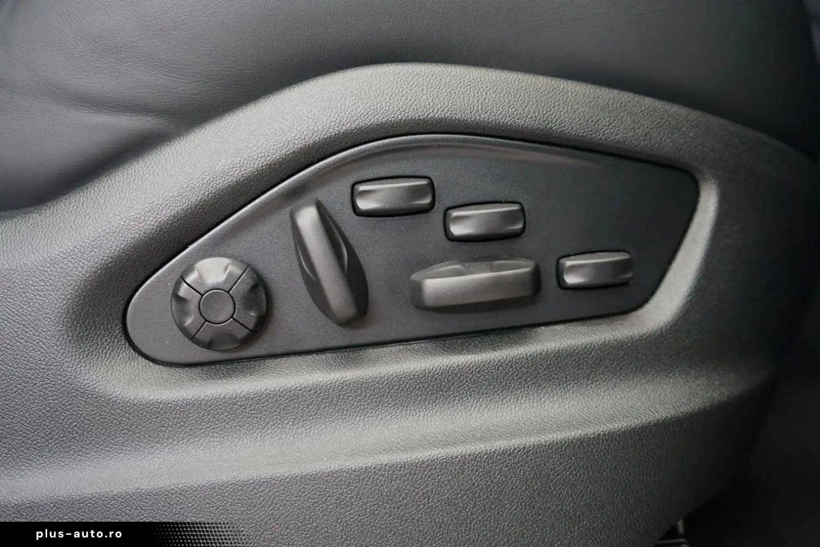 PORSCHE Cayenne Coupe S E-Hybrid HA-Lenkung InnoDriv 18W