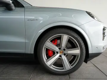 PORSCHE Cayenne Coupe S E-Hybrid HA-Lenkung InnoDriv 18W