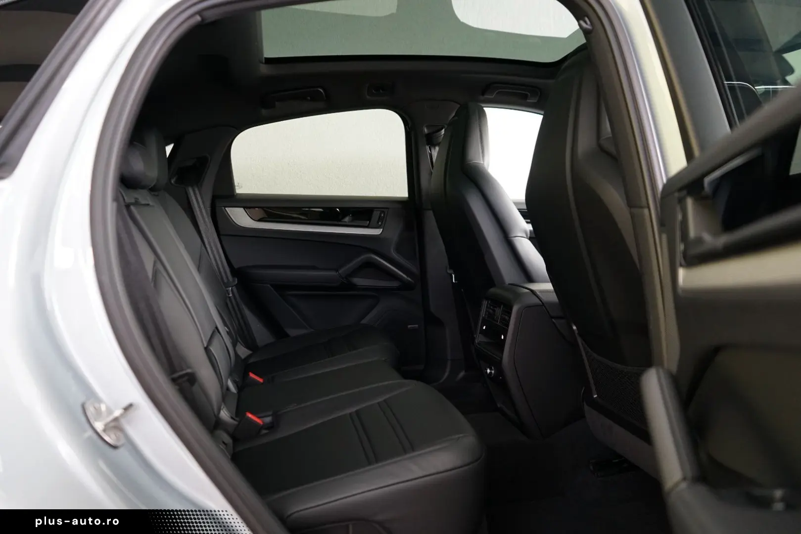 PORSCHE Cayenne Coupe S E-Hybrid HA-Lenkung InnoDriv 18W