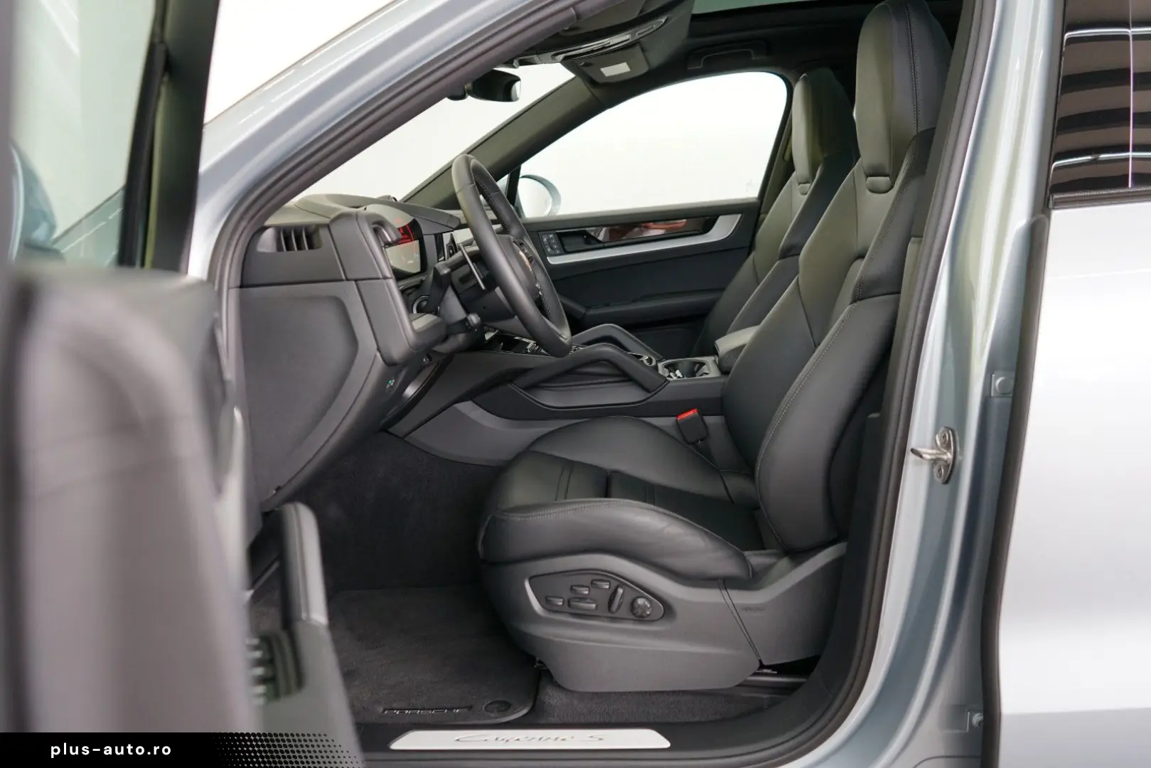 PORSCHE Cayenne Coupe S E-Hybrid HA-Lenkung InnoDriv 18W