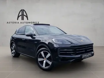 PORSCHE Cayenne E-Hybrid SoftCl 360  ACC Pano AHK Servo