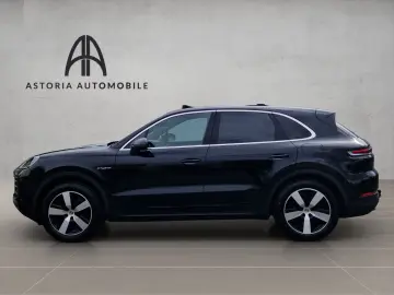PORSCHE Cayenne E-Hybrid SoftCl 360  ACC Pano AHK Servo