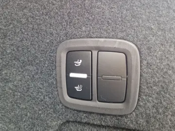 PORSCHE Cayenne E-Hybrid SoftCl 360  ACC Pano AHK Servo