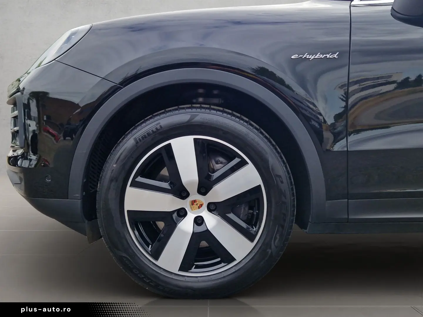 PORSCHE Cayenne E-Hybrid SoftCl 360  ACC Pano AHK Servo