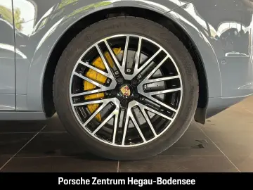 PORSCHE Cayenne Turbo E-Hybrid Coupe SportDesign Carbon