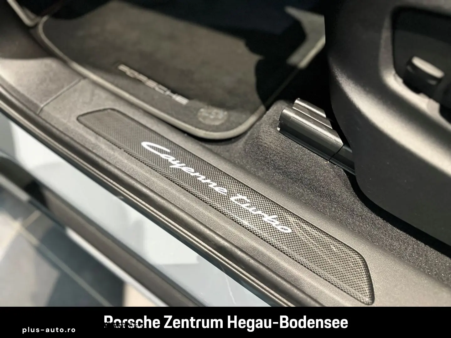 PORSCHE Cayenne Turbo E-Hybrid Coupe SportDesign Carbon