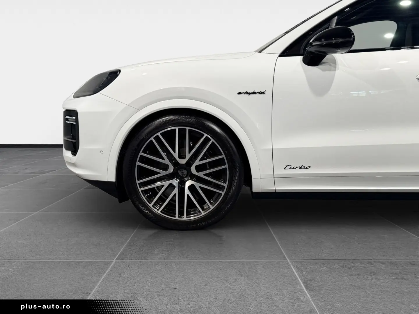 PORSCHE Cayenne Coupe Turbo E-Hybrid HA-Lenk InnoDri HUD