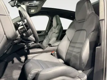 PORSCHE Cayenne Coupe Turbo E-Hybrid HA-Lenk InnoDri HUD