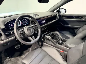 PORSCHE Cayenne Coupe Turbo E-Hybrid HA-Lenk InnoDri HUD