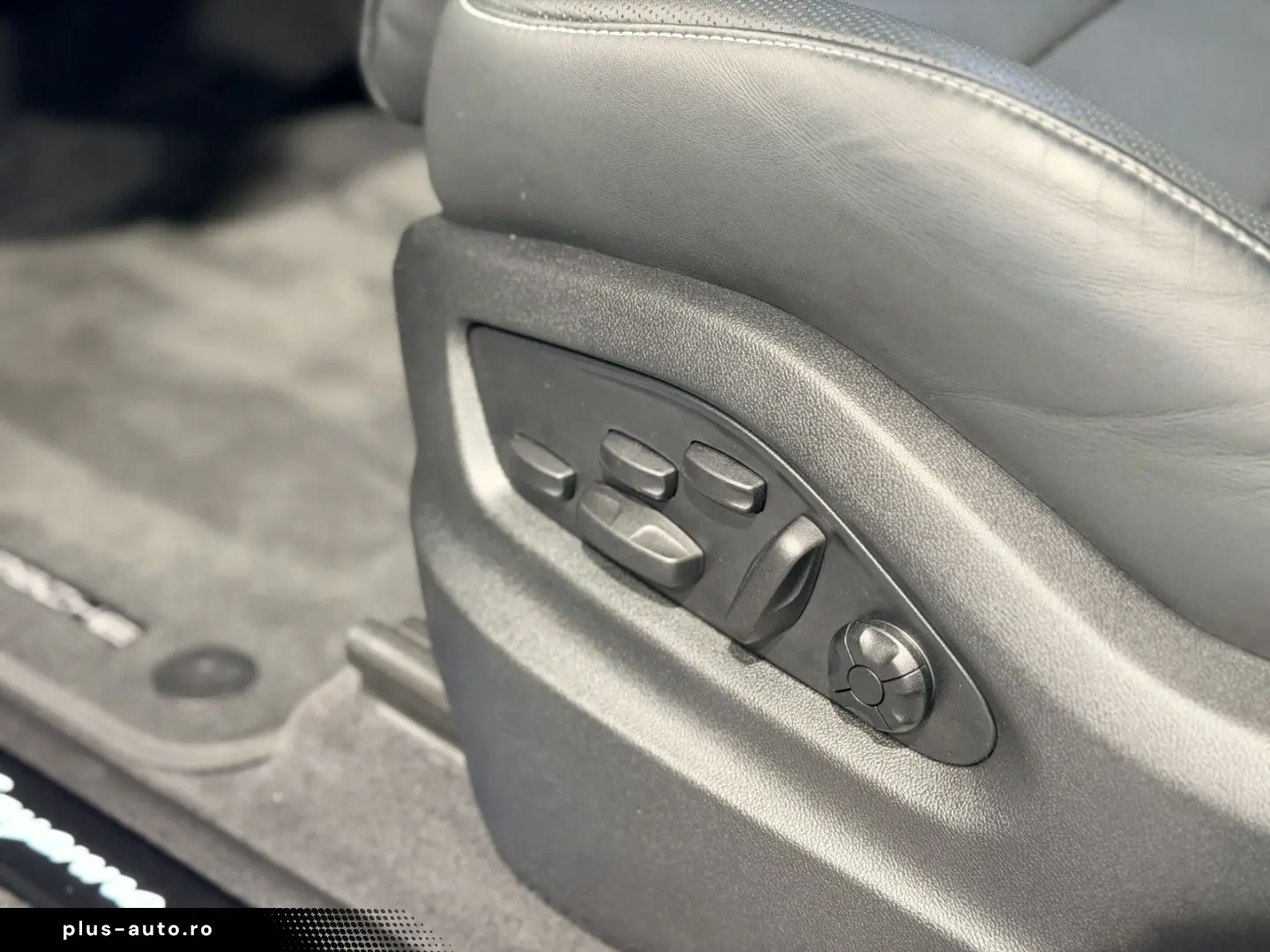 PORSCHE Cayenne Coupe Turbo E-Hybrid HA-Lenk InnoDri HUD
