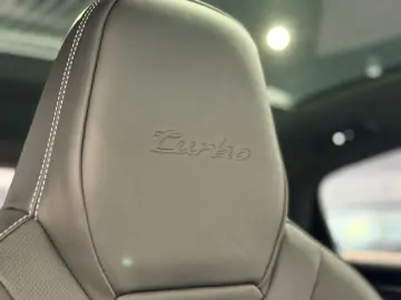 PORSCHE Cayenne Coupe Turbo E-Hybrid HA-Lenk InnoDri HUD