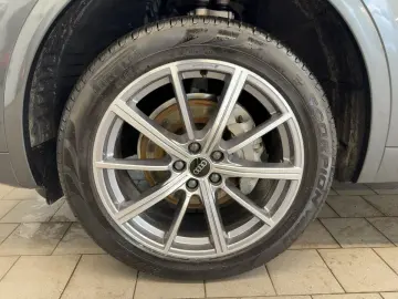AUDI Q5 S line 40 TDI quattro Matrix B&O Kamera AHK
