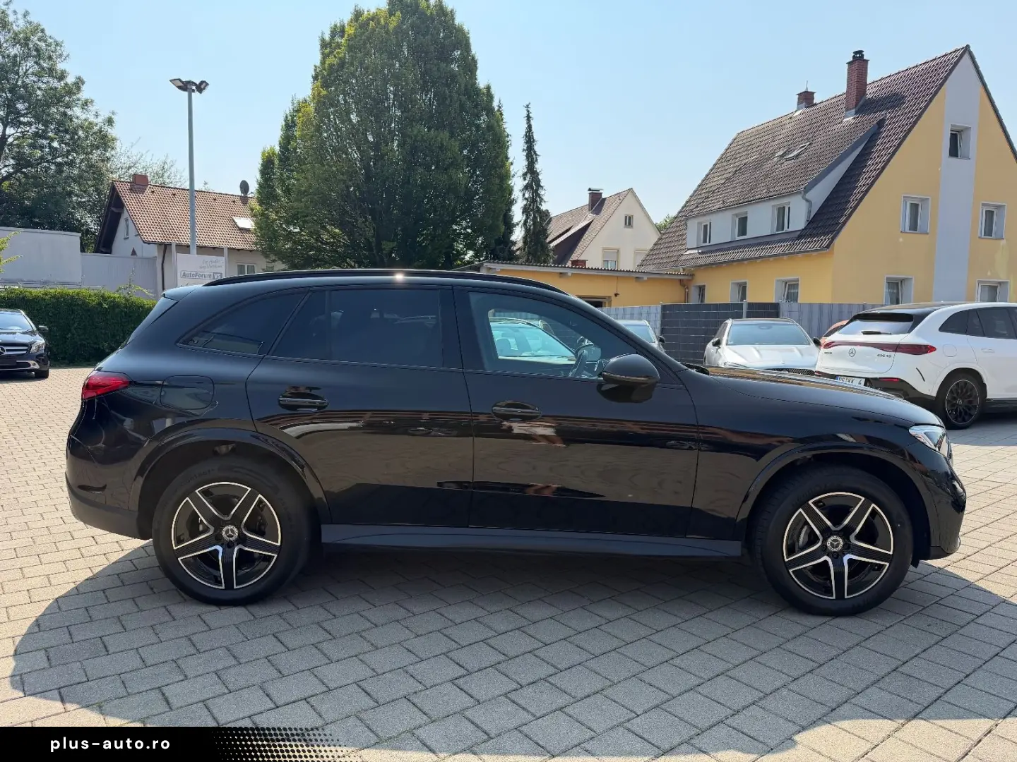 MERCEDES-BENZ GLC 300e 4Matic AMG MBUX Night AHK Dis&hellip;