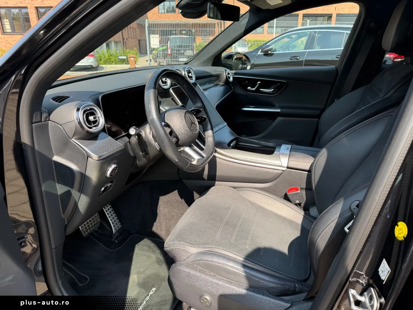 MERCEDES-BENZ GLC 300e 4Matic AMG MBUX Night AHK Dis&hellip;