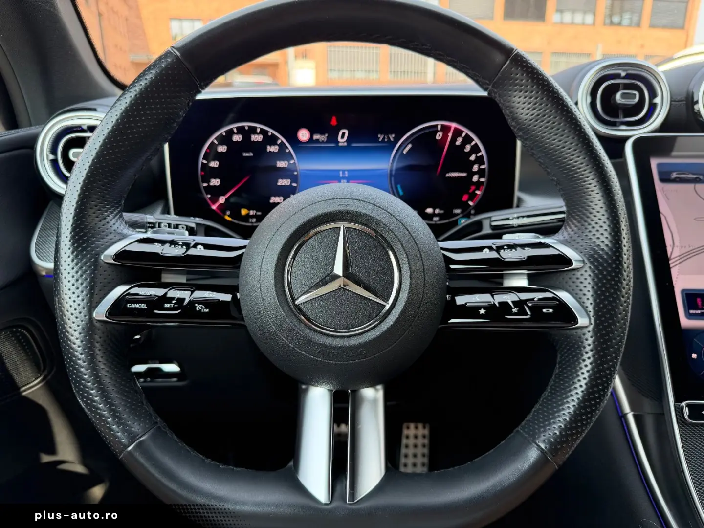 MERCEDES-BENZ GLC 300e 4Matic AMG MBUX Night AHK Dis&hellip;