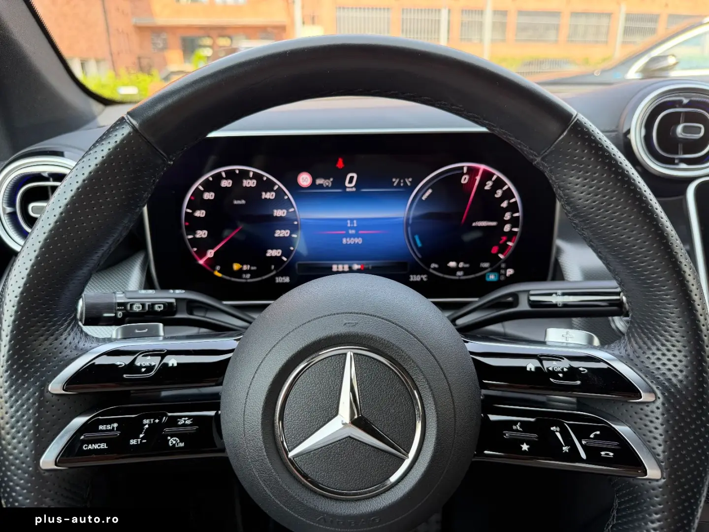MERCEDES-BENZ GLC 300e 4Matic AMG MBUX Night AHK Dis&hellip;