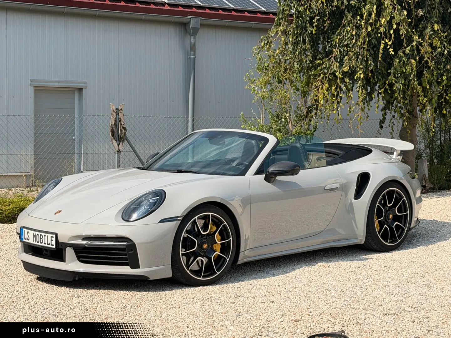 PORSCHE 911 Turbo S Cabrio Burmester Lift ACC Carbon