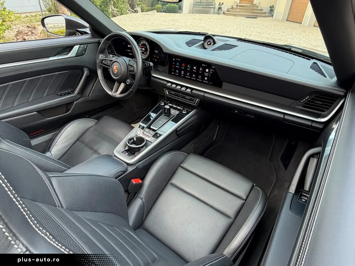 PORSCHE 911 Turbo S Cabrio Burmester Lift ACC Carbon
