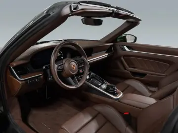 PORSCHE 992 Targa 4S Lift-VA Sport Chrono Sportabgas