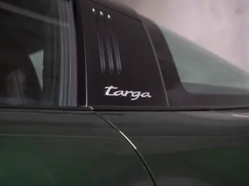 PORSCHE 992 Targa 4S Lift-VA Sport Chrono Sportabgas