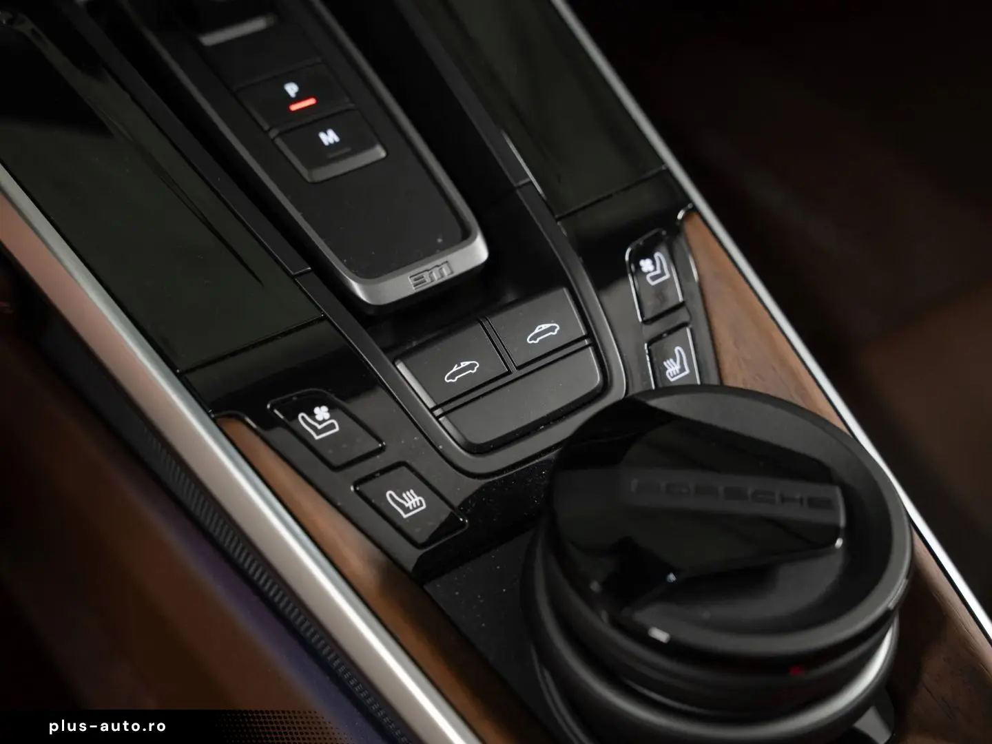 PORSCHE 992 Targa 4S Lift-VA Sport Chrono Sportabgas