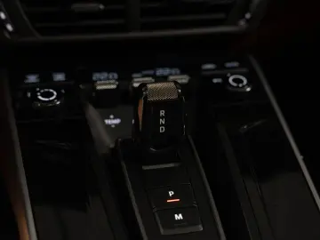 PORSCHE 992 Targa 4S Lift-VA Sport Chrono Sportabgas
