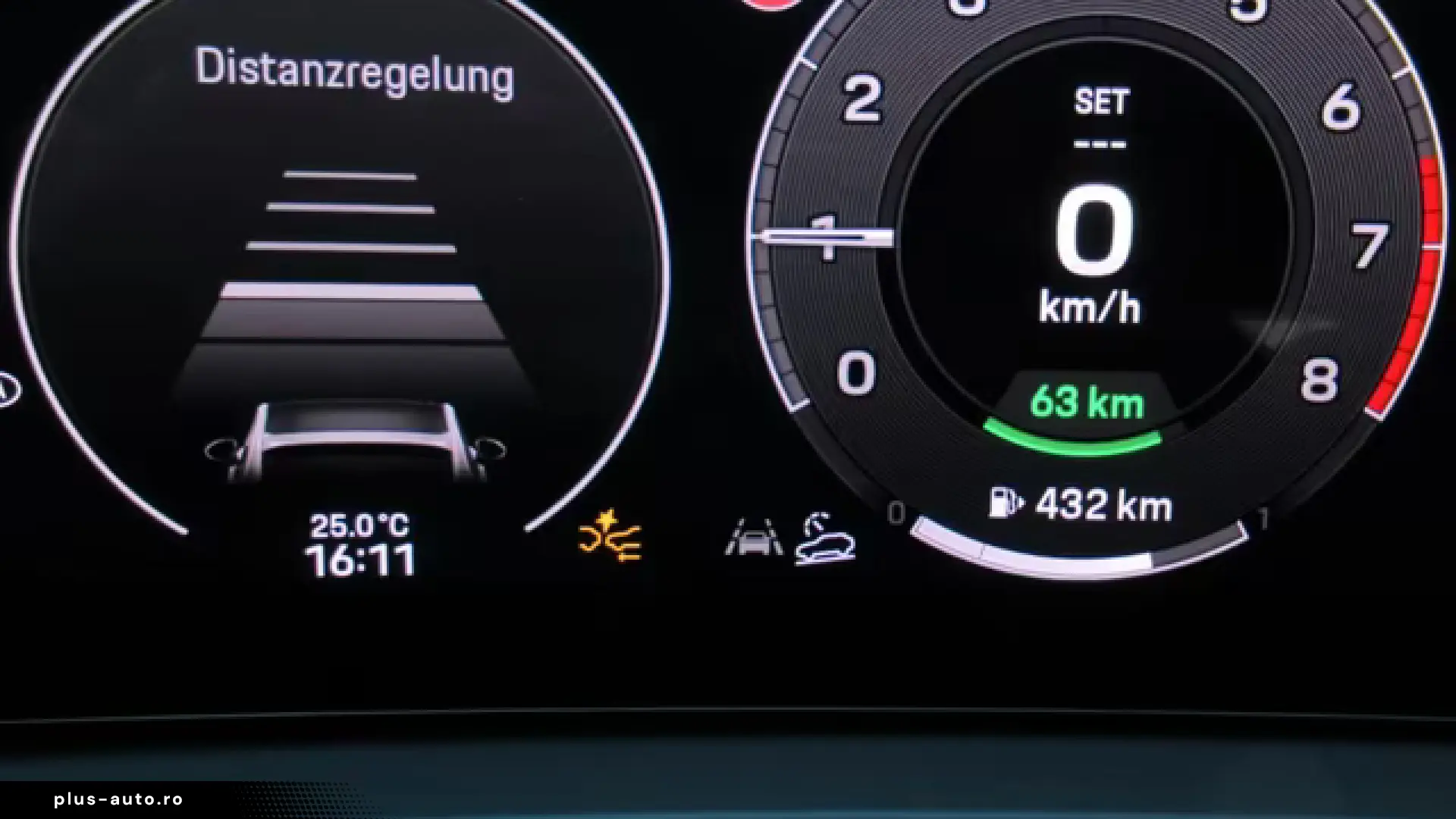 Porsche Cayenne New Coupe E-Hybrid TV