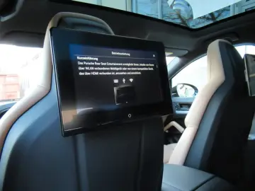 Porsche Cayenne New Coupe E-Hybrid TV