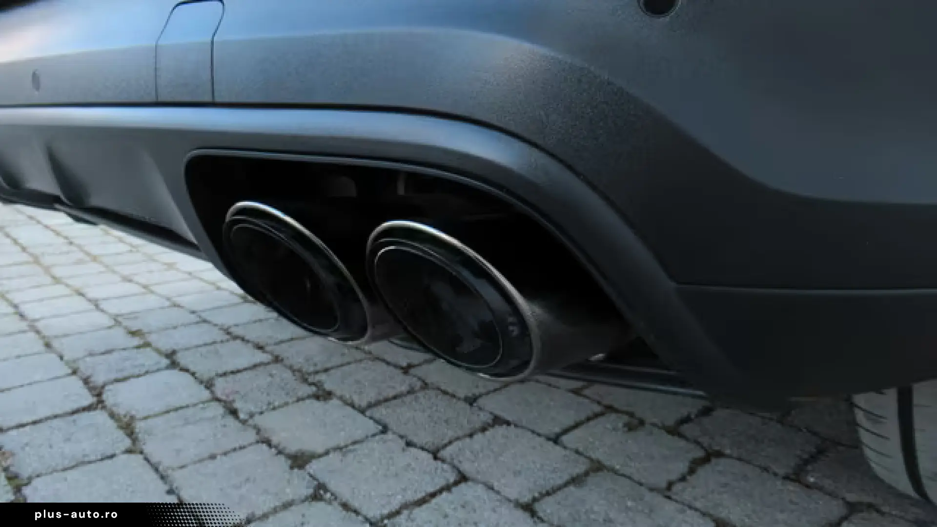Porsche Cayenne New Coupe E-Hybrid TV