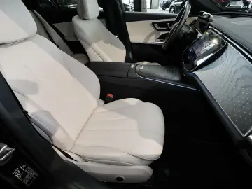 MERCEDES-BENZ E 300 e T Advanced Plus PANO AHK HUD L…