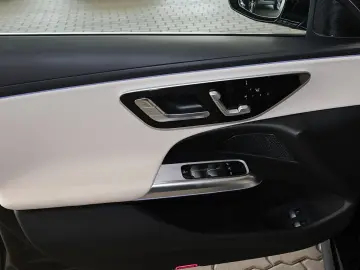 MERCEDES-BENZ E 300 e T Advanced Plus PANO AHK HUD L…