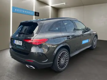 MERCEDES-BENZ GLC 300 e 4Matic Hybrid AMG AHK PANO 3…
