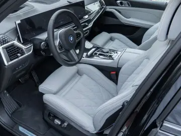 BMW X5 50e M PRO.KOMFORT.SITZE.360 .H K.AHK.22