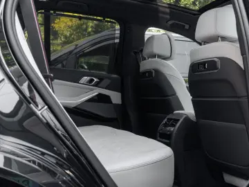 BMW X5 50e M PRO.KOMFORT.SITZE.360 .H K.AHK.22