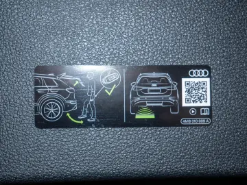 AUDI Q8 50 TDI quattro S Line tiptronic AHK STANDHZ.