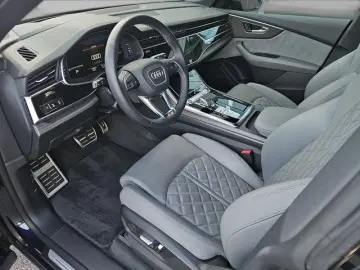 AUDI Q8 50 TDI quattro Tiptronic AHK Matrix