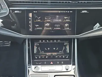 AUDI Q8 50 TDI quattro Tiptronic AHK Matrix