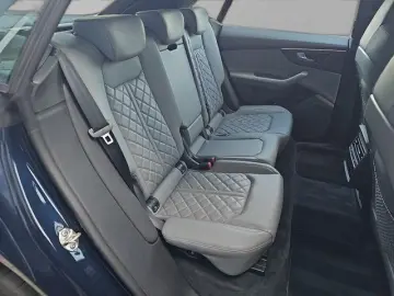 AUDI Q8 50 TDI quattro Tiptronic AHK Matrix