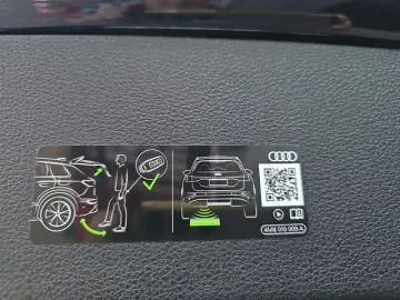 AUDI Q8 50 TDI quattro Tiptronic AHK Matrix