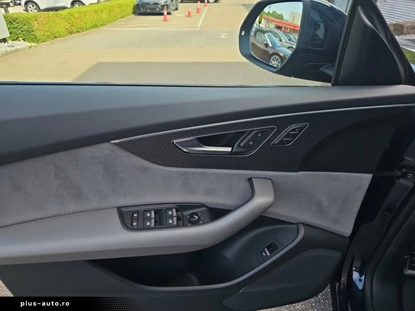 AUDI Q8 50 TDI quattro Tiptronic AHK Matrix
