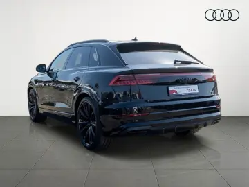 AUDI Q8 S line 60TFSIe qu Navi HuD Matrix AIR Standkl