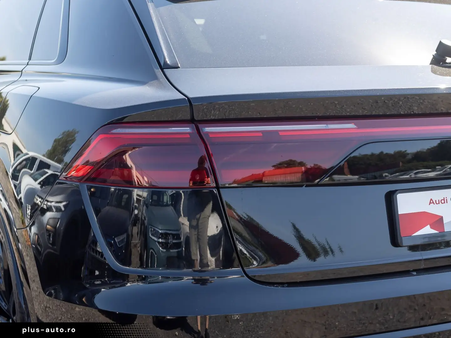 AUDI Q8 S line 60TFSIe qu Navi HuD Matrix AIR Standkl