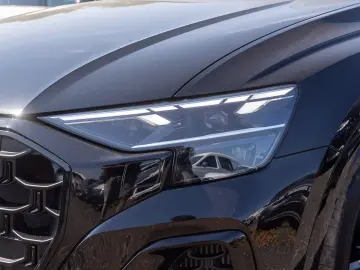 AUDI Q8 S line 60TFSIe qu Navi HuD Matrix AIR Standkl