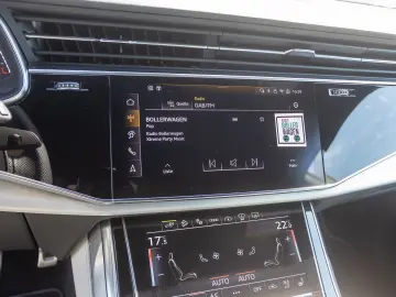 AUDI Q8 S line 60TFSIe qu Navi HuD Matrix AIR Standkl