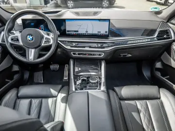 BMW X6 xDrive30d M Sport HUD PANO RFK NAVI LED PDC V