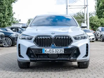 BMW X6 xDrive30d M Sport HUD PANO RFK NAVI LED PDC V