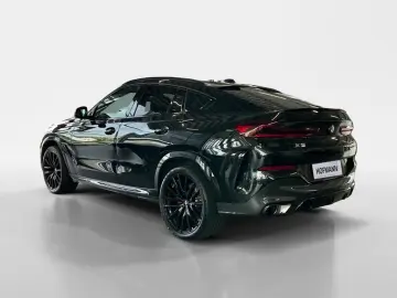 BMW X6 xDrive40d M Sport Pro AHK Pano Inno H K
