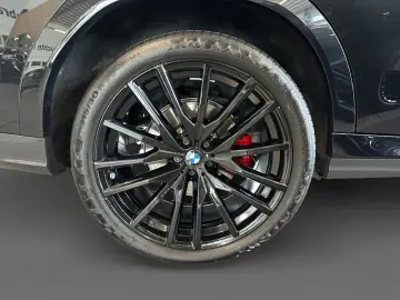 BMW X6 xDrive40d M Sport Pro AHK Pano Inno H K